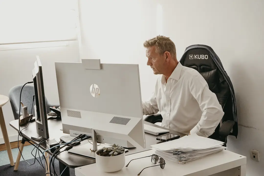 Andrew Oliver At Desk
