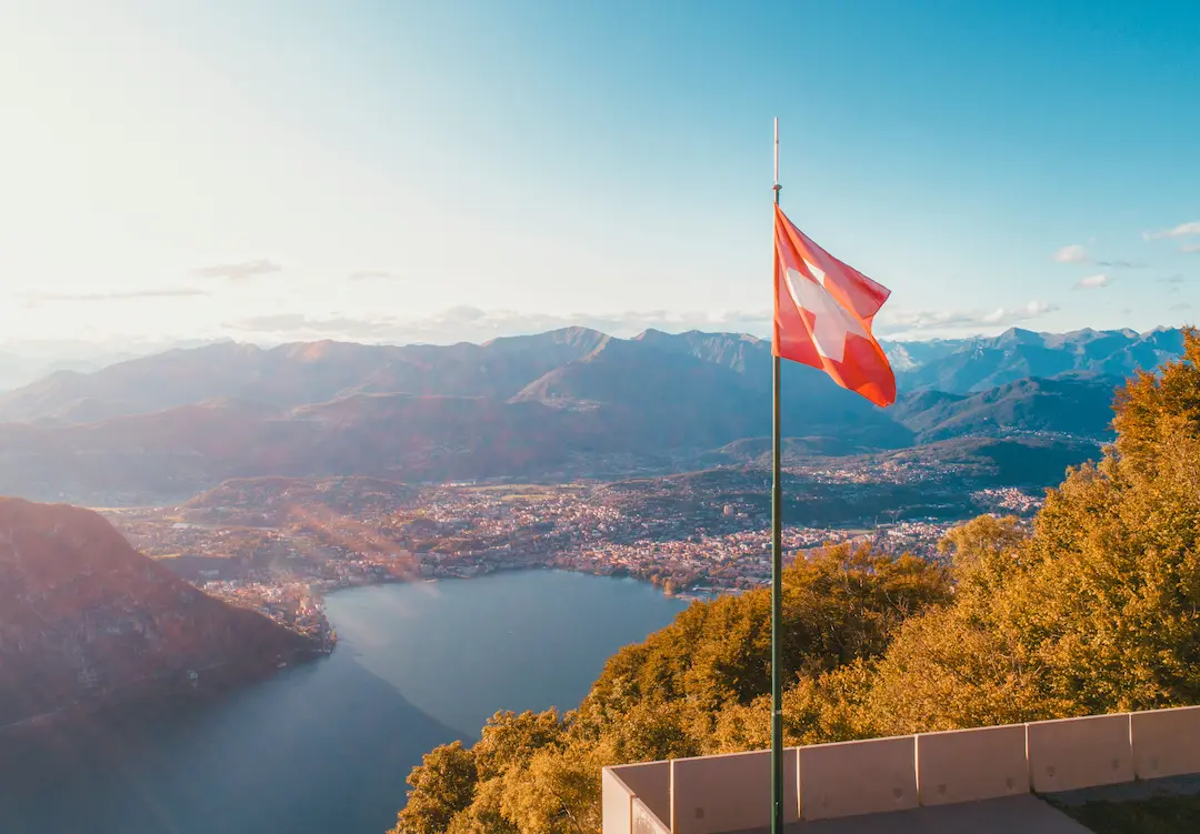 Moving from UK to Switzerland Roadmap For Settling in and Building Long-Term Security Main Image